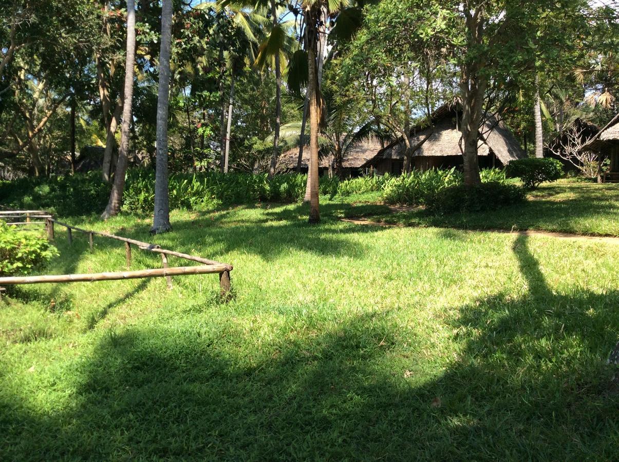 Peponi Beach Resort Pangani ภายนอก รูปภาพ