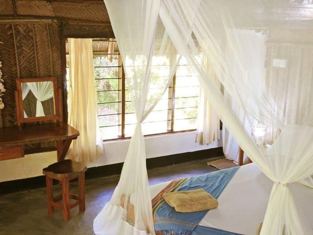 Peponi Beach Resort Pangani ภายนอก รูปภาพ